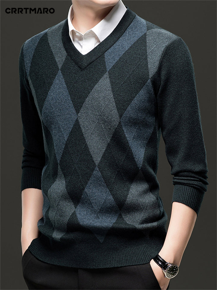 Warren | Classic Argyle V-Neck Sweater