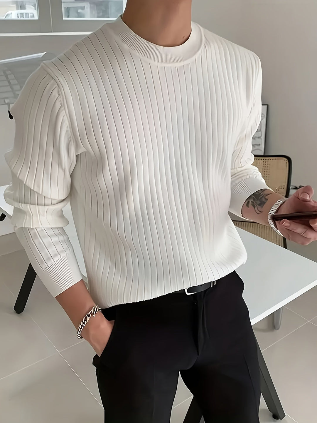 Men's Round Neck Knit Sweater