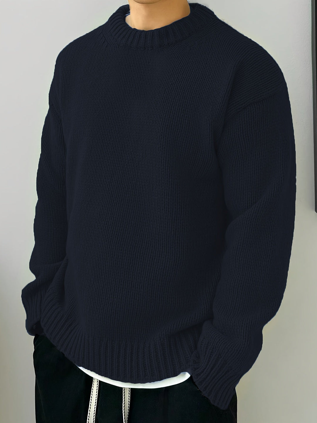 Men's Solid Knit Crewneck Sweater
