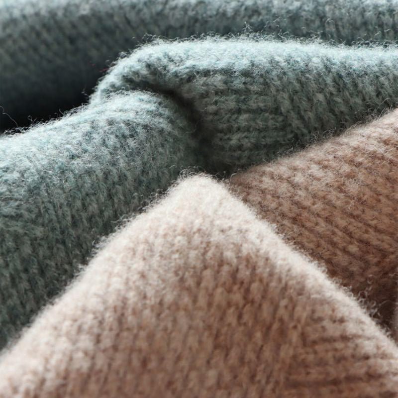 Giovanni Jacquard Premium Sweater