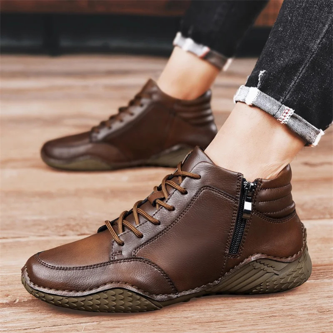 Men's Rugged Leather Boots