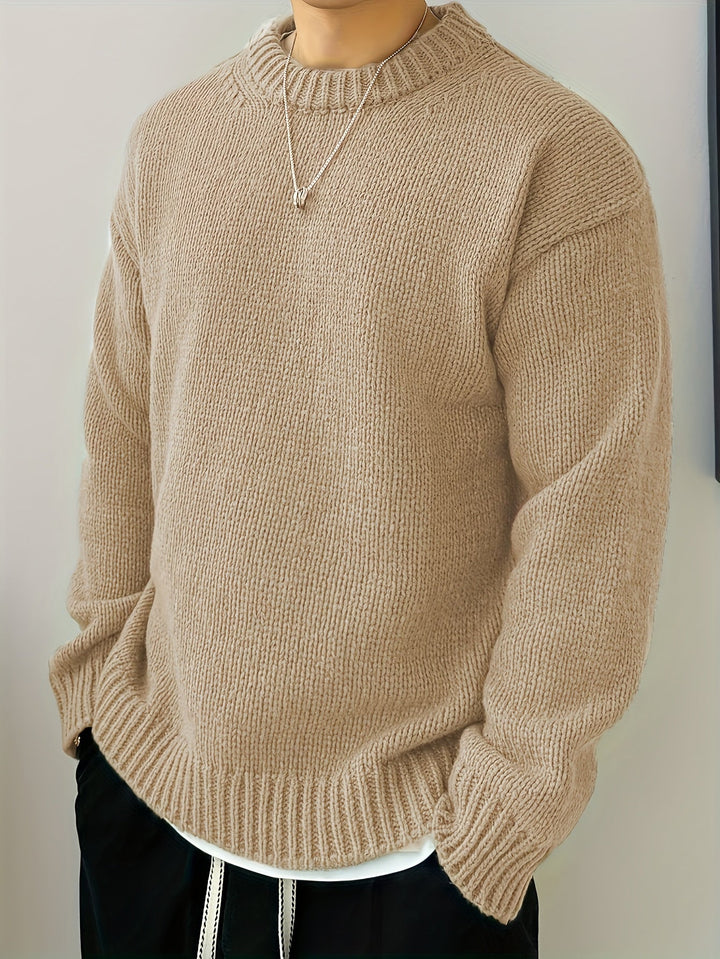 Men's Solid Knit Crewneck Sweater