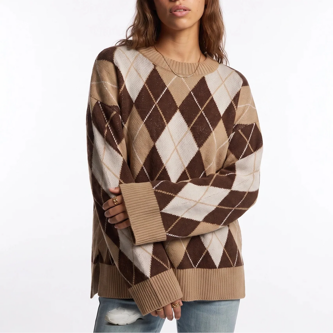 Women’s Diamond Pattern Knit Sweater – Round Neck Long Sleeve Sweater