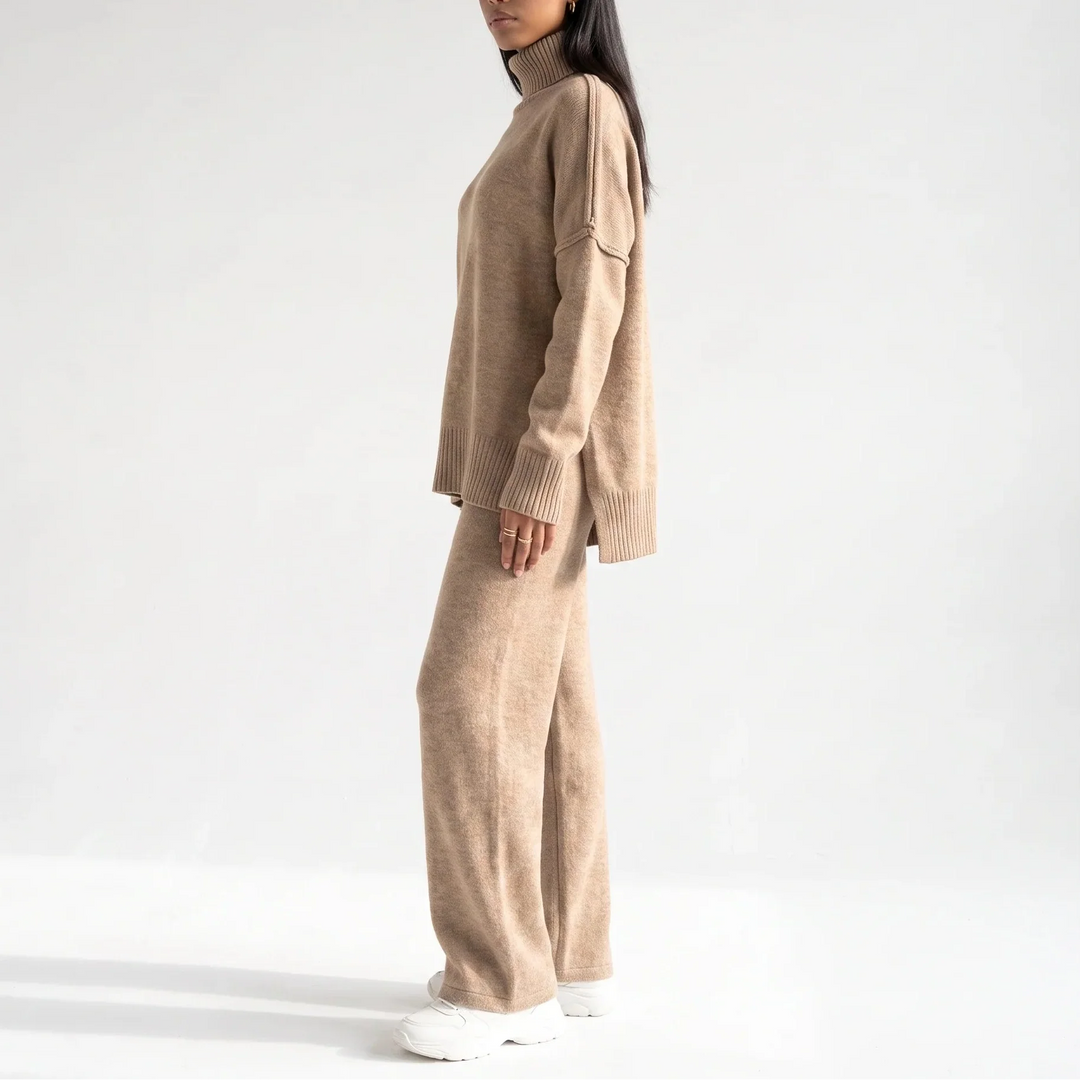 Women’s Knitted Lounge Set – Turtleneck Sweater & Wide-Leg Pants